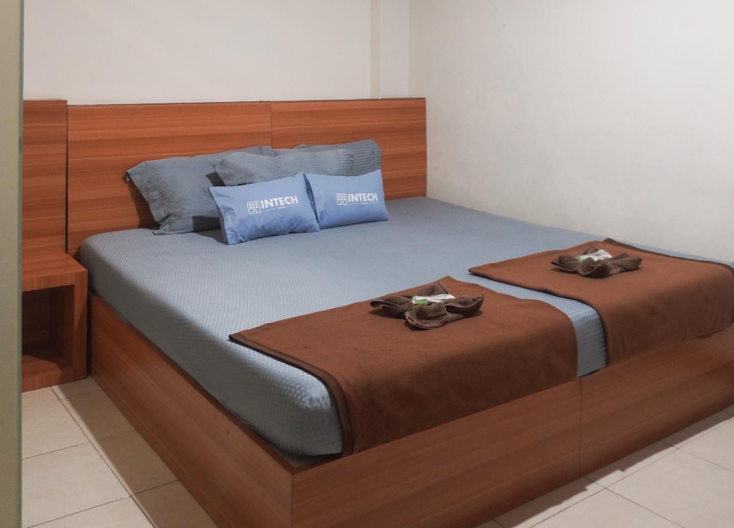 Intech Hostel Бандунг Экстерьер фото